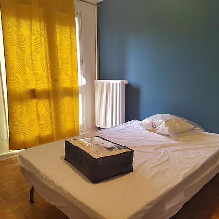 Chambre Dans Un Appartement En Colocation Rennes Luaran gambar